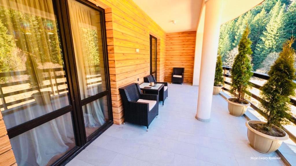 פויאנה ברשוב Maya Luxury Residence מראה חיצוני תמונה