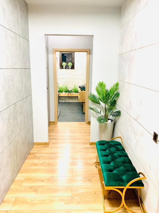 פויאנה ברשוב Maya Luxury Residence מראה חיצוני תמונה