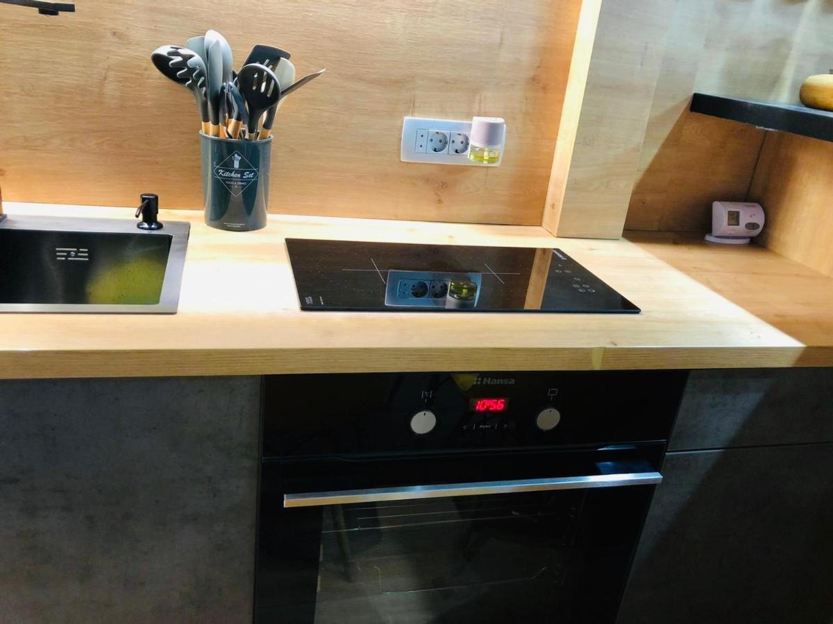 פויאנה ברשוב Maya Luxury Residence מראה חיצוני תמונה